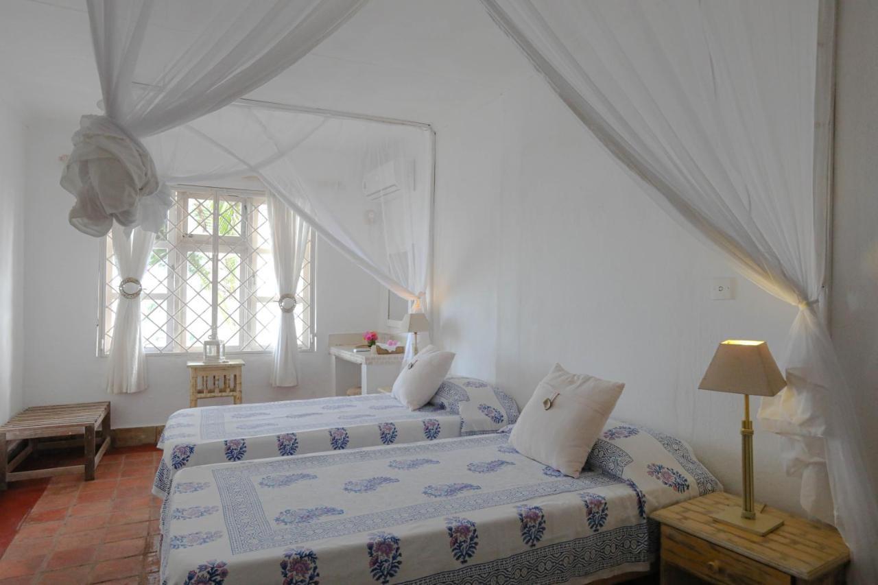 Ocean Sports Resort Watamu Esterno foto