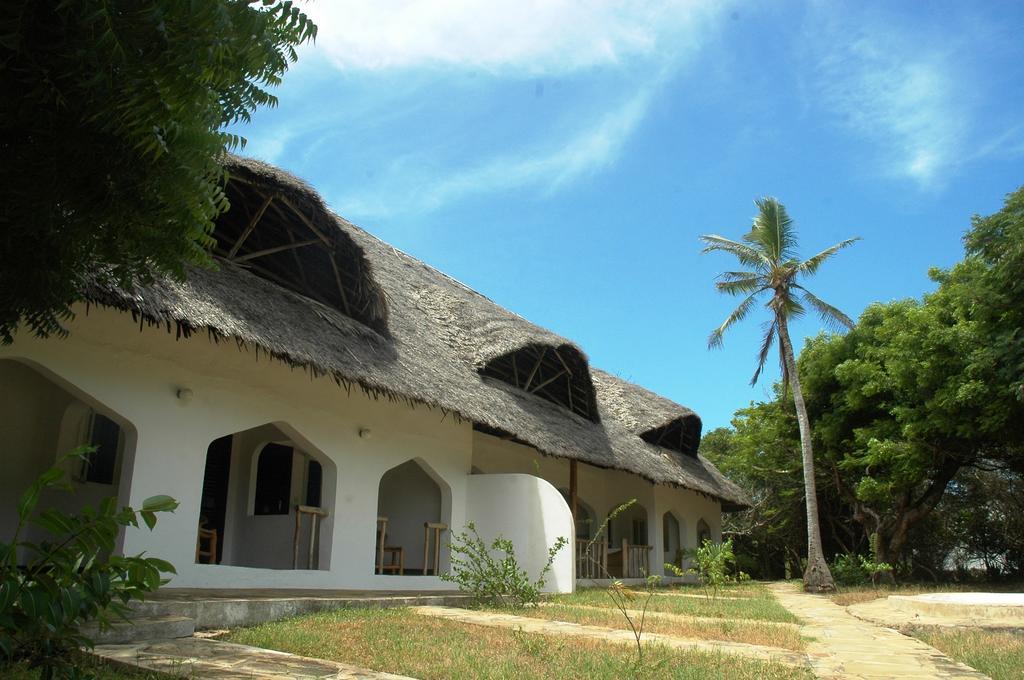 Ocean Sports Resort Watamu Esterno foto